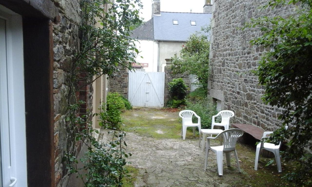 La Petite Maison D'Évran Esterno foto